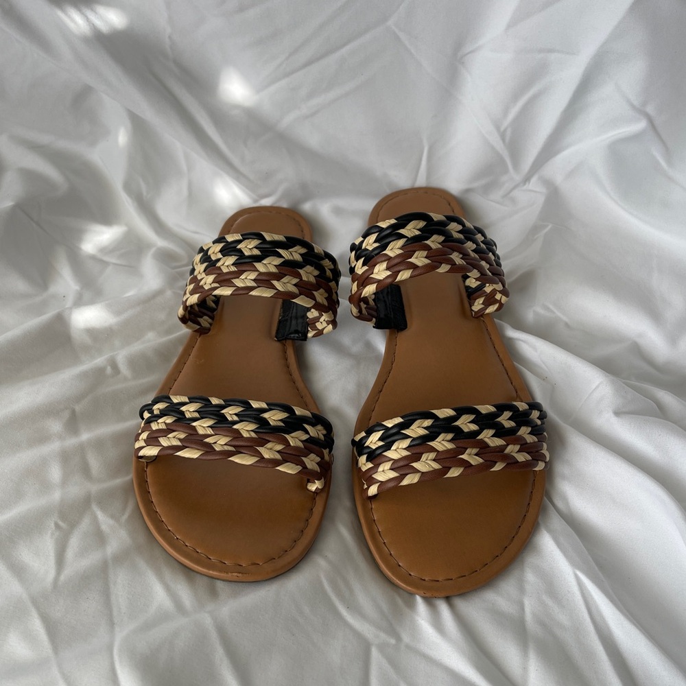 Universal Thread Woven Sandals